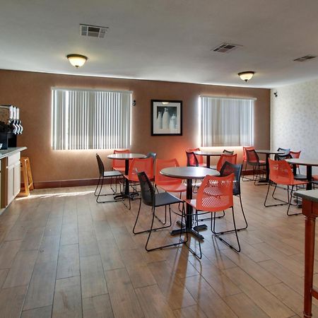 Angel Inn - Central Бренсън Екстериор снимка